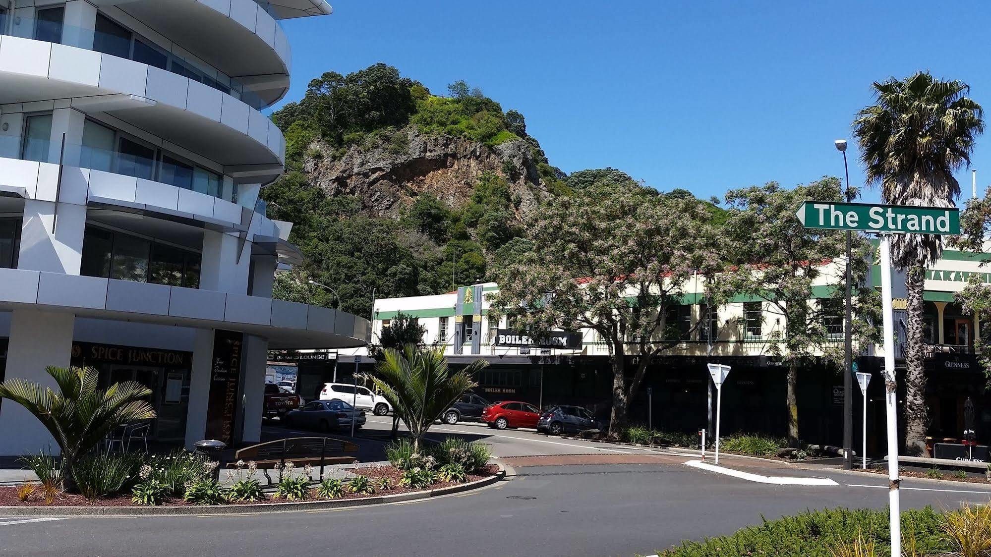 Whakatane Hotel Exterior photo