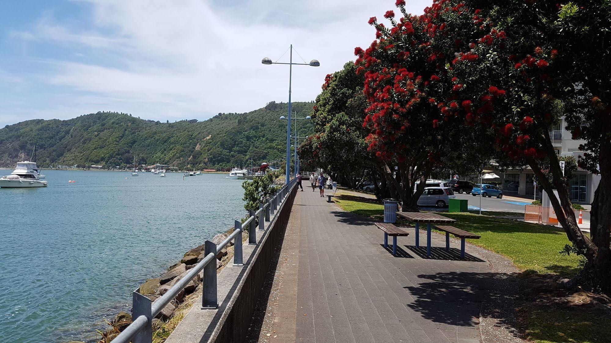 Whakatane Hotel Exterior photo